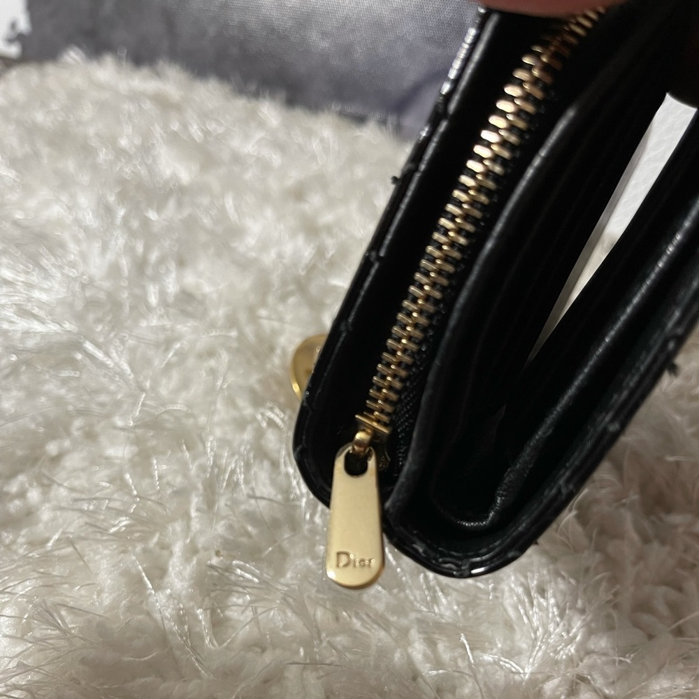 DIOR - Picture 11 of 17